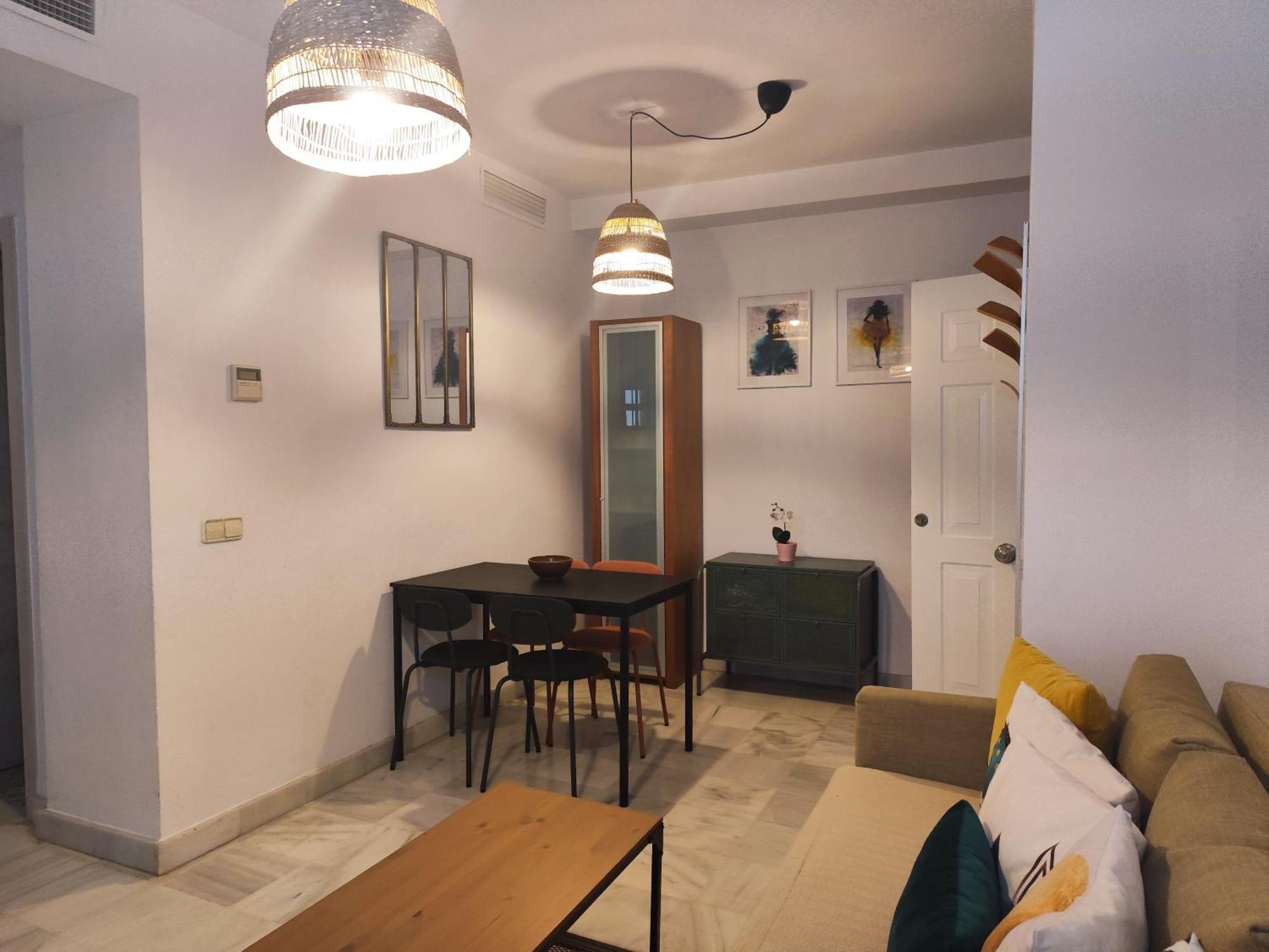 Apartamento San Luis. Plaza De Parking Gratis!!! Sevilha Exterior foto