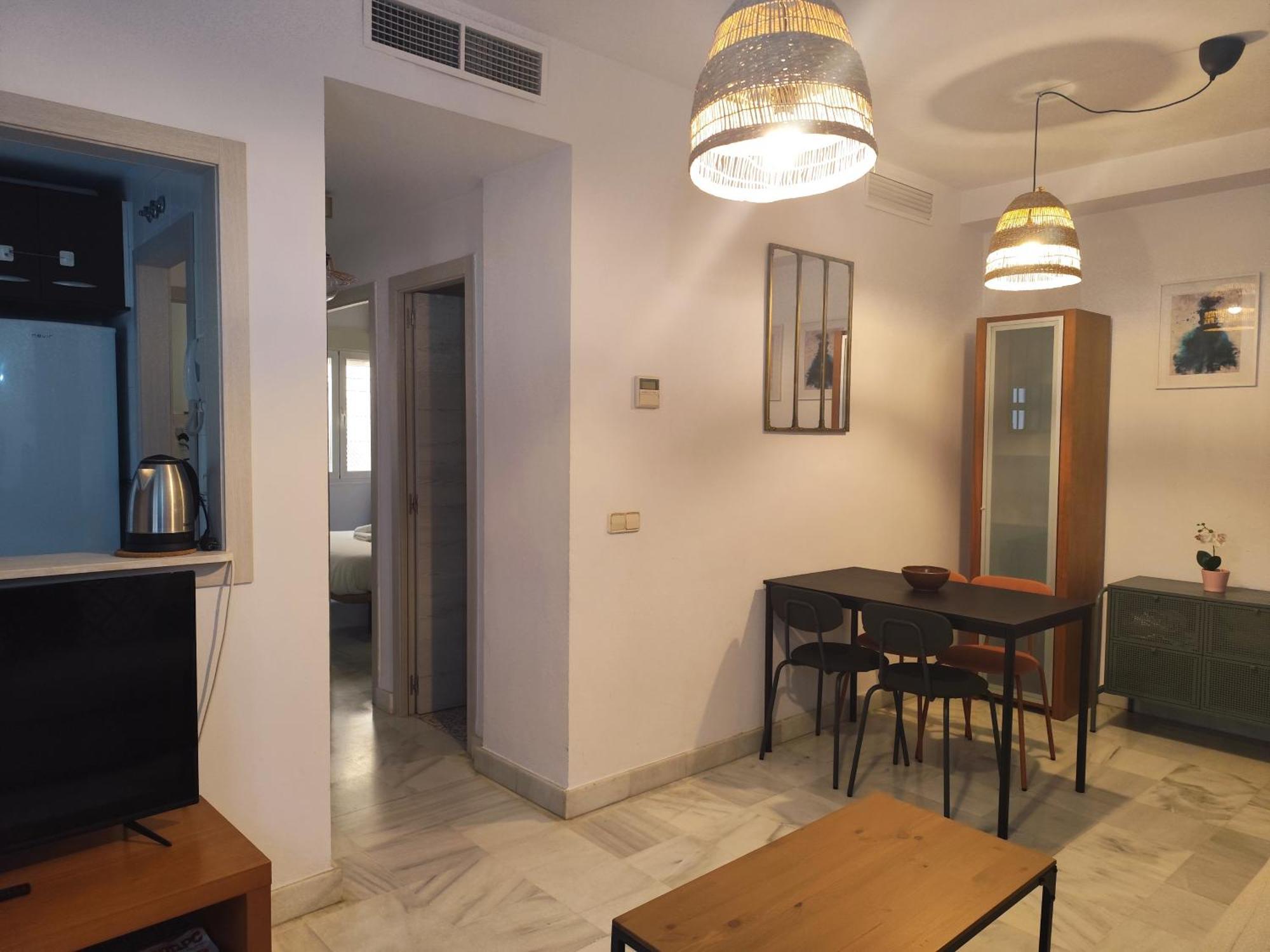 Apartamento San Luis. Plaza De Parking Gratis!!! Sevilha Exterior foto